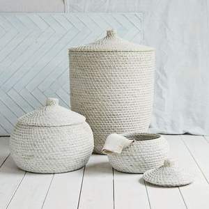 Panier de jardinière en jonc de mer fait à la main écologique pour le stockage intérieur Bac organisateur décoratif du Vietnam - Product Image 1