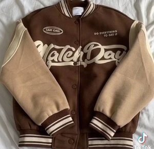 Chaqueta Universitaria de Invierno para Hombre de Alta Calidad, Transpirable, con Cuello Alto, Diseño Letterman con Bordado, Estilo Béisbol - Product Image 2