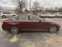 Prix de gros le plus bas pour voitures d'occasion Hyundai Genesis 3.8L berline 4 portes à vendre.