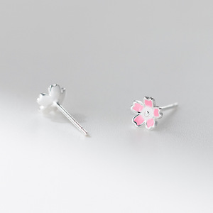 Pendientes de Plata de Ley 925 con Flores Rosas y Azules, Joyería Minimalista para Uso Diario - Product Image 1