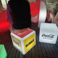 Dropshipping, logo personnalisé, étanche, 16 couleurs, lumières cube à intensité variable, veilleuse pour enfants, lampe de bureau cube LED pour restaurant