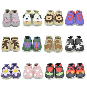 Zapatos de Bebé Personalizados al por Mayor de Fábrica con MOQ Bajo, Zapatos de Diseñador para Niños y Niñas Pequeños con Suela Suave de Cuero Vacuno Genuino - Product Image 5