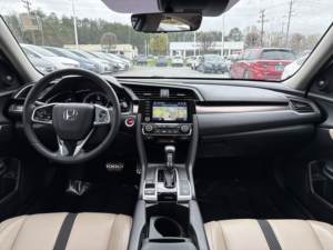 Honda Civic Touring CVT 2021 Usado en Buen Estado - Product Image 3