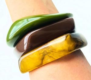 Elegant Resin Bangles for Women Glossy Finish Waterproof Lightweight Jewelry with Custom Colors for Daily Wear Festive Occasions - Product Image 4