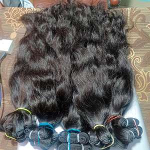 Extensiones de cabello humano virgen indio Natural de 28 pulgadas, cinta ondulada alineada con cutícula de doble trama cruda al 100 por ciento en mechones de cabello - Product Image 2