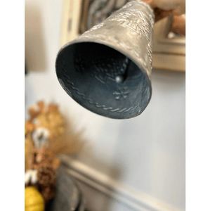 Cloche de Noël artisanale élégante, ornement pour sapin de Noël, décoration murale pour la maison, Noël, Nouvel An, fabriqué en Inde. - Product Image 3