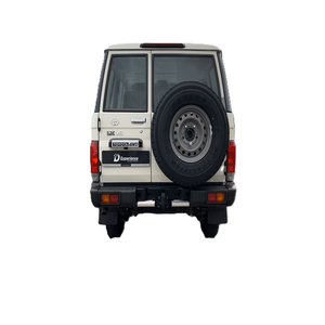 Toyota Land Cruiser Pickup Série 76 Blanc Phares Halogènes Volant à Gauche Voiture d'Occasion - Product Image 2