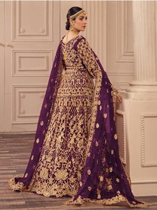 Vestido de novia Anarkali de alta calidad con trabajo de bordado pesado para niñas y mujeres disponible en cantidad a granel - Product Image 2