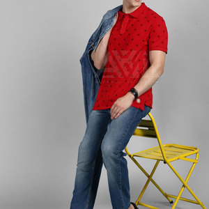 Polo pour homme rouge imprimé avec logo personnalisé, en coton piqué, à manches courtes, décontracté, pour le golf, vente en gros - Product Image 4