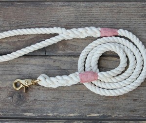 เชือกธรรมชาติพร้อมสายสีชมพู ปลอกคอสุนัขเชือกฝ้ายสีสันสดใส - Product Image 1