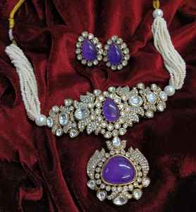 Ensemble collier et boucles d'oreilles en or antique plaqué or Polki Kundan, bijoux élégants pour les mariages et les célébrations d'anniversaire - Product Image 3