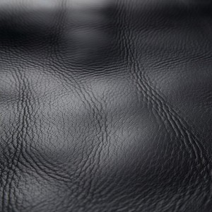 Traje de motocicleta de cuero negro con ajuste a medida | Equipo de conducción profesional de tamaño personalizado con protección y estilo premium - Product Image 6