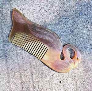 Peine de cuerno de calidad superior tallado a mano - Product Image 1