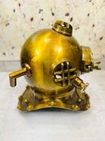 Casque de plongée vintage en laiton antique brun, objet décoratif |   Casque de plongée antique pour les profondeurs marines