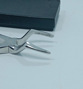 SERGLAB Instrument de molaire inférieure en acier inoxydable robuste de qualité supérieure, Nouvel équipement dentaire manuel certifié CE pour hôpital - Product Image 2