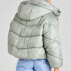 Veste à bulles tricotée à motif solide à la mode pour femmes pour la saison d'automne et d'hiver respirant vêtements de plein air femmes veste bouffante - Product Image 3