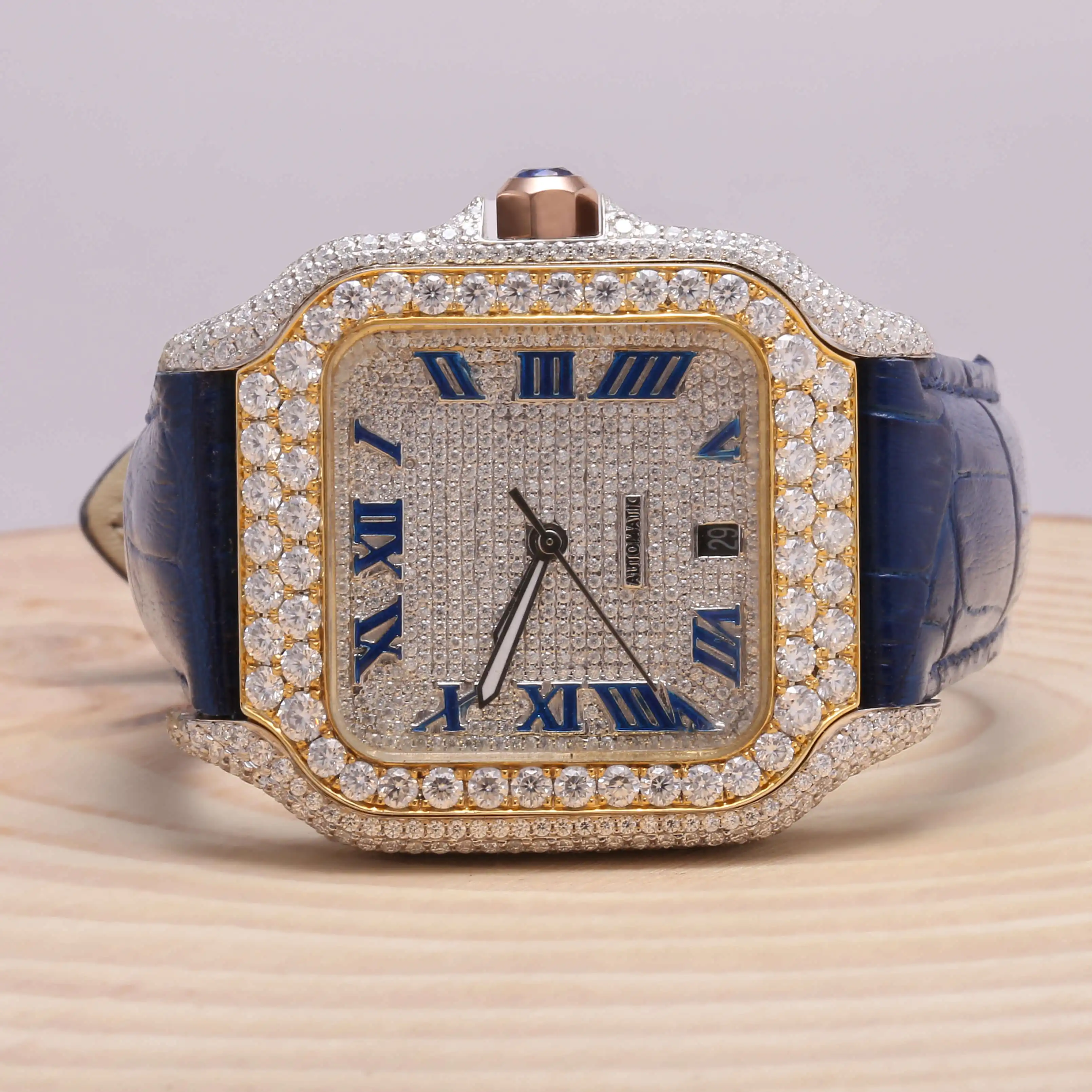 Jam tangan mekanis VVS Moissanite Dial coklat setengah es/menampilkan kalender kualitas terbaik untuk jam tangan berlian trendsetter