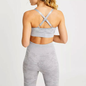 Meilleures ventes Ensemble de yoga pour femmes à faible quantité minimale de commande Ensemble de yoga pour femmes de couleur unie de dernière conception au prix de gros - Product Image 5