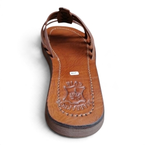 Sandalias marroquíes de cuero genuino para mujer, hechas a mano, planas, para verano, con tachuelas de latón. - Product Image 3