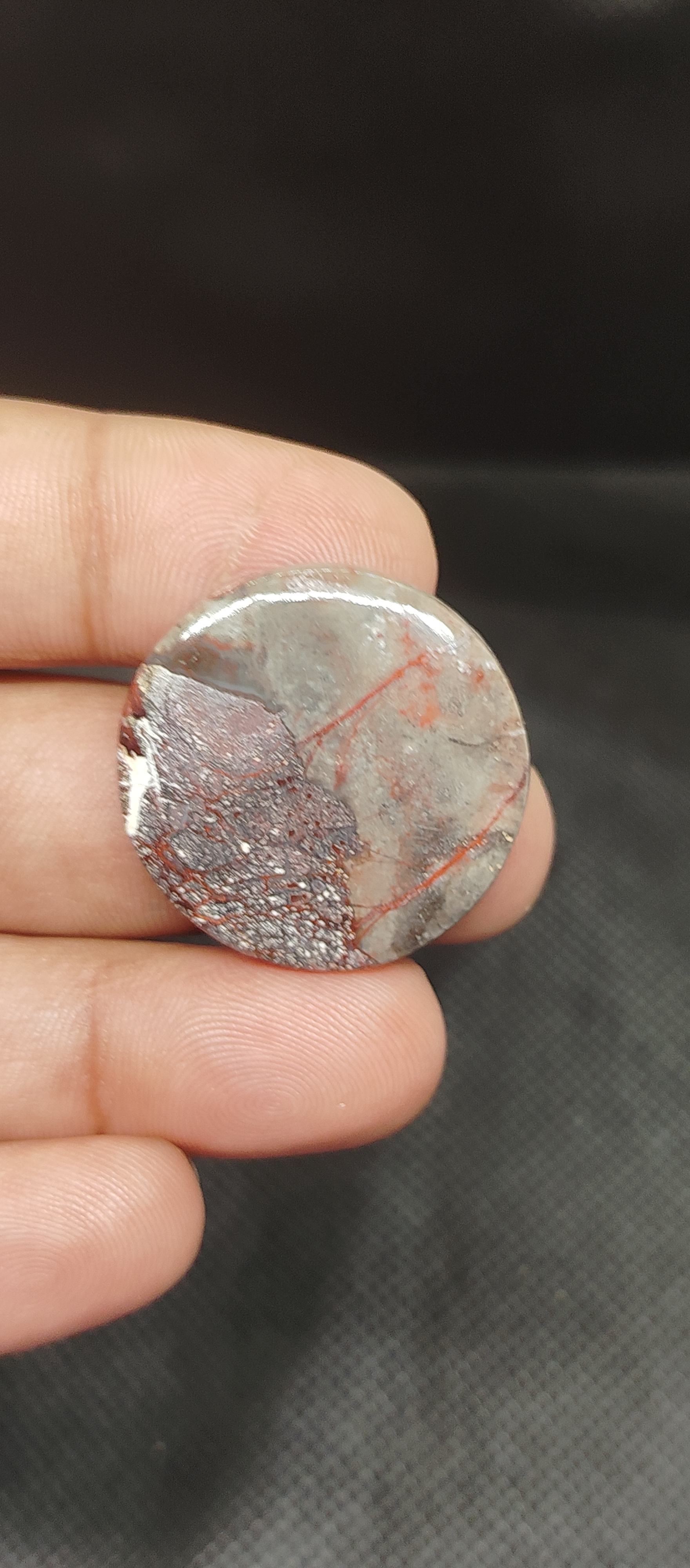 สีน้ำตาล