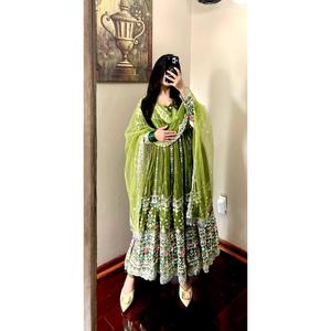 Salwar Kameez de Georgette Sintética de Lujo con Bordados Hermosos, Largo hasta el Suelo, de Secado Rápido, Colores Personalizados, para Fiestas y Festivales de Mujer - Product Image 2