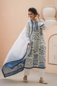 Kurta คอกลมพิมพ์ลายชนเผ่าสีฟ้าสวยพร้อมกางเกงทึบและลูกไม้แต่งลาย Kota doriya dupatta - Product Image 3