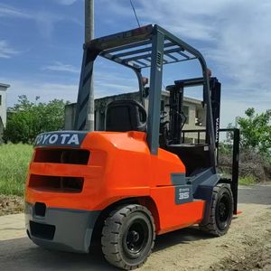 Montacargas de Gasolina/Gas LP de Diseño Nuevo con Motor Japonés, Montacargas <span class=keywords><strong>Toyota</strong></span> de 3.5 Toneladas con Capacidad de Carga de 5T, Transpaleta - Product Image 4