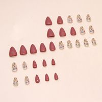 Korte druk op Amandelvormige nepnagels Bloem Acryl Herfstnagels Volledige dekking Lijm op Schattige valse bloemige stick-on nagels Groothandel