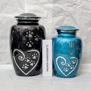 โกศเผาศพสัตว์เลี้ยงสลักลายอุ้งเท้า |   ผู้ผลิตโกศสัตว์เลี้ยงแบบกำหนดขนาดเอง ขายส่ง OEM - Product Image 4