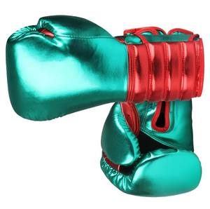 Gants de boxe sportifs confortables pour l'entraînement et le combat, fabriqués au Pakistan, personnalisés, avec fermeture auto-agrippante, en cuir véritable, CP-BG-33 - Product Image 6