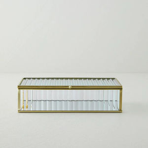 Boîte à bijoux en métal et en verre de qualité supérieure avec des panneaux transparents pour une présentation élégante et un rangement sécurisé des accessoires à la maison - Product Image 1