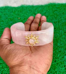 Manchette en pierres précieuses de quartz rose naturel pour hommes ou femmes Manchette en pierres précieuses de conception unique Cadeau spécial pour elle - Product Image 6