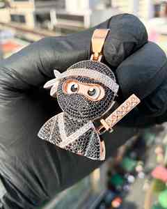 จี้เงินแท้ 925 สไตล์ฮิปฮอป ประดับเพชรโมอิสซาไนต์สีดำ ชุบทอง สำหรับผู้ชาย - Product Image 1