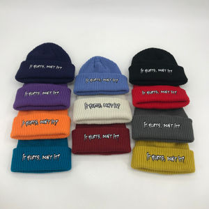 Gorro de invierno tejido, cálido, suave y acogedor, forrado de lana, ajustable, elegante, para uso diario en climas fríos. - Product Image 4