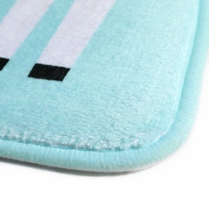 Alfombra de Franela Personalizada con Foto o Texto, Diseño Adorable, Hecha a Máquina, Ideal para Regalo de Inauguración de Casa - Product Image 3