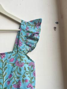 ชุดแม็กซี่เดรสพิมพ์ลายดอกไม้สไตล์โบฮีเมียนทำมือสไตล์อินเดียสำหรับใส่เดินชายหาดฤดูร้อน - Product Image 2