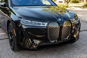 BMW IX M60 d'occasion 2023, boîte manuelle, turbo gauche, berline légère R16 - Product Image 2