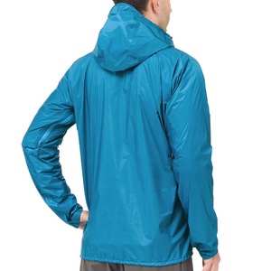 Chaqueta Impermeable de Senderismo Personalizada 2023, Chaqueta Cortavientos con Capucha para Hombre - Product Image 2
