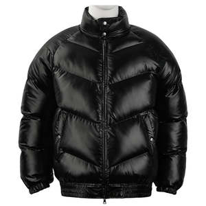 Veste d'hiver noire personnalisée en duvet rembourrée à bulles pour hommes Veste d'hiver noire respirante légère et chaude rembourrée - Product Image 1