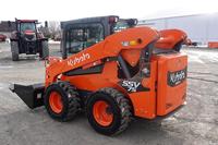 Chargeuse compacte d'occasion SSV65 de 3 tonnes avec godet frontal robuste, moteur diesel de 64 CV, boîte de vitesses, 47,7 kW, garantie 1 an