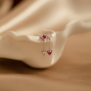 Boucles d'oreilles pendantes roses dépareillées en argent 925 plaqué or 14 carats boucles d'oreilles en cristal rose rubis cadeau parfait pour les femmes occasion de fête - Product Image 4