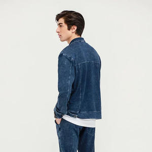 Veste en jean bleu foncé vintage OEM pour hommes Veste en jean tendance avec col en fourrure délavée pour hommes Veste en jean déchirée pour l'extérieur - Product Image 6