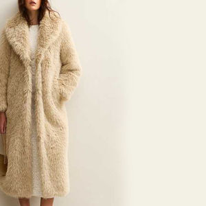 Dernières vestes pour femmes en gros de haute qualité, sur mesure, OEM, manteau long en peau de mouton d'hiver avec col en fourrure de renard, élégant et tendance - Product Image 2