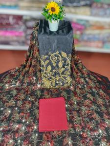 Tissu viscose de qualité supérieure très demandé, Fransawidirac, avec des pierres et des perles sur un motif floral, pour vêtements de soirée, tissu exclusif pour robes. - Product Image 3