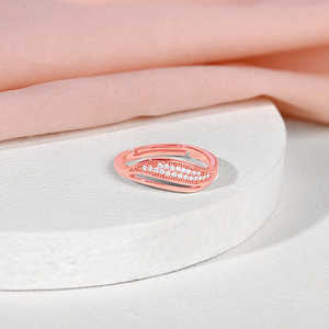 Anillo Rose Gold Daze de Diseño Clásico con Baño de Rodio en Oro, Material Principal en Oro Amarillo y Conjunto de Circonitas para Compromiso - Product Image 5