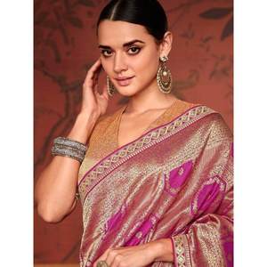 Magenta Zari Weaving Silk Saree with <b>Blouse</b> Alluring Wedding Wear - Product Image 5