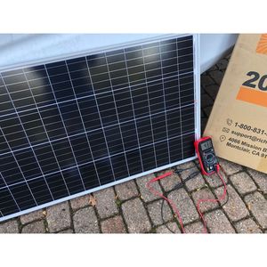 Panel Solar Rich Solar de 200 Vatios y 24 Voltios |   Monocristalino |   Alta Eficiencia - Product Image 1