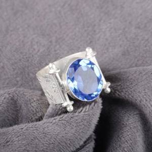 Bague Tanzanite en Argent Sterling 925 Faite à la Main, Bijou Élégant et Luxueux en Pierre Précieuse, Cadeau pour Femme, Design Bohème, Plaqué Rhodium - Product Image 2
