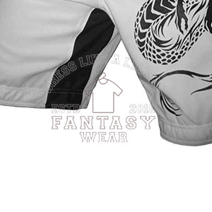 Shorts d'entraînement MMA FANTASY WEAR OEM de qualité supérieure avec fente haute et ceinture anti-transpiration, coupe performante pour une flexibilité optimale CE ISO - Product Image 5