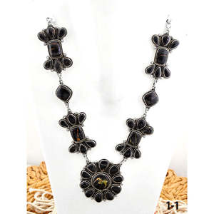 Collier en turquoise et argent sterling de style sud-ouest, en forme de fleur, style Black Jack - Product Image 2